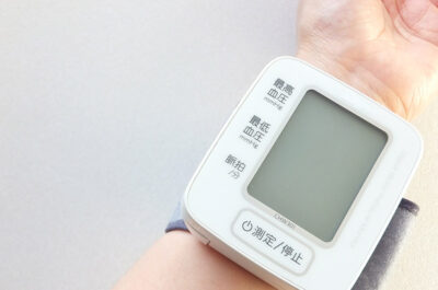 血圧が一定範囲を超えて高く、それが続く状態